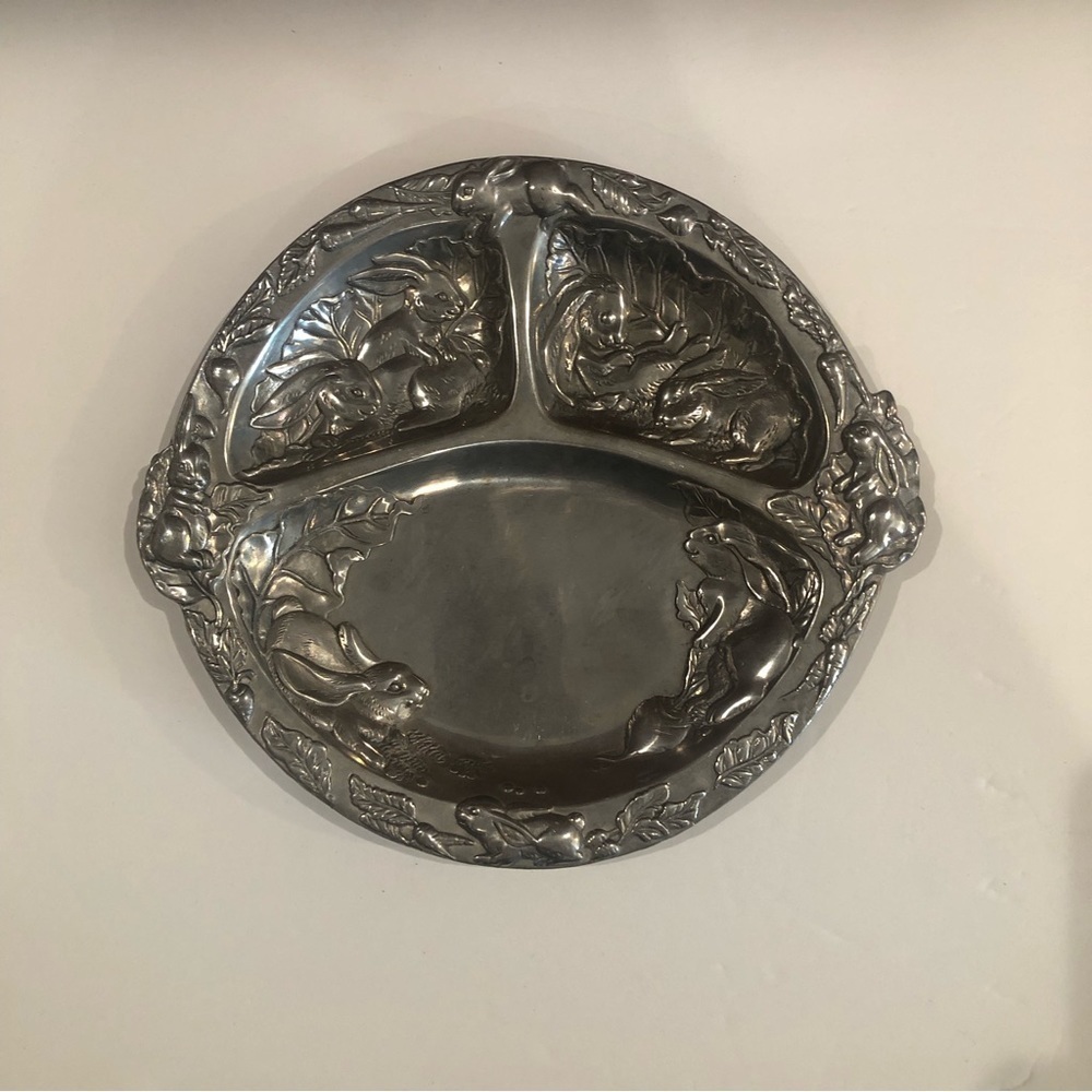 Vintage Arthur Court Aluminum Bunnies Divided Baby Plate 3 Sections